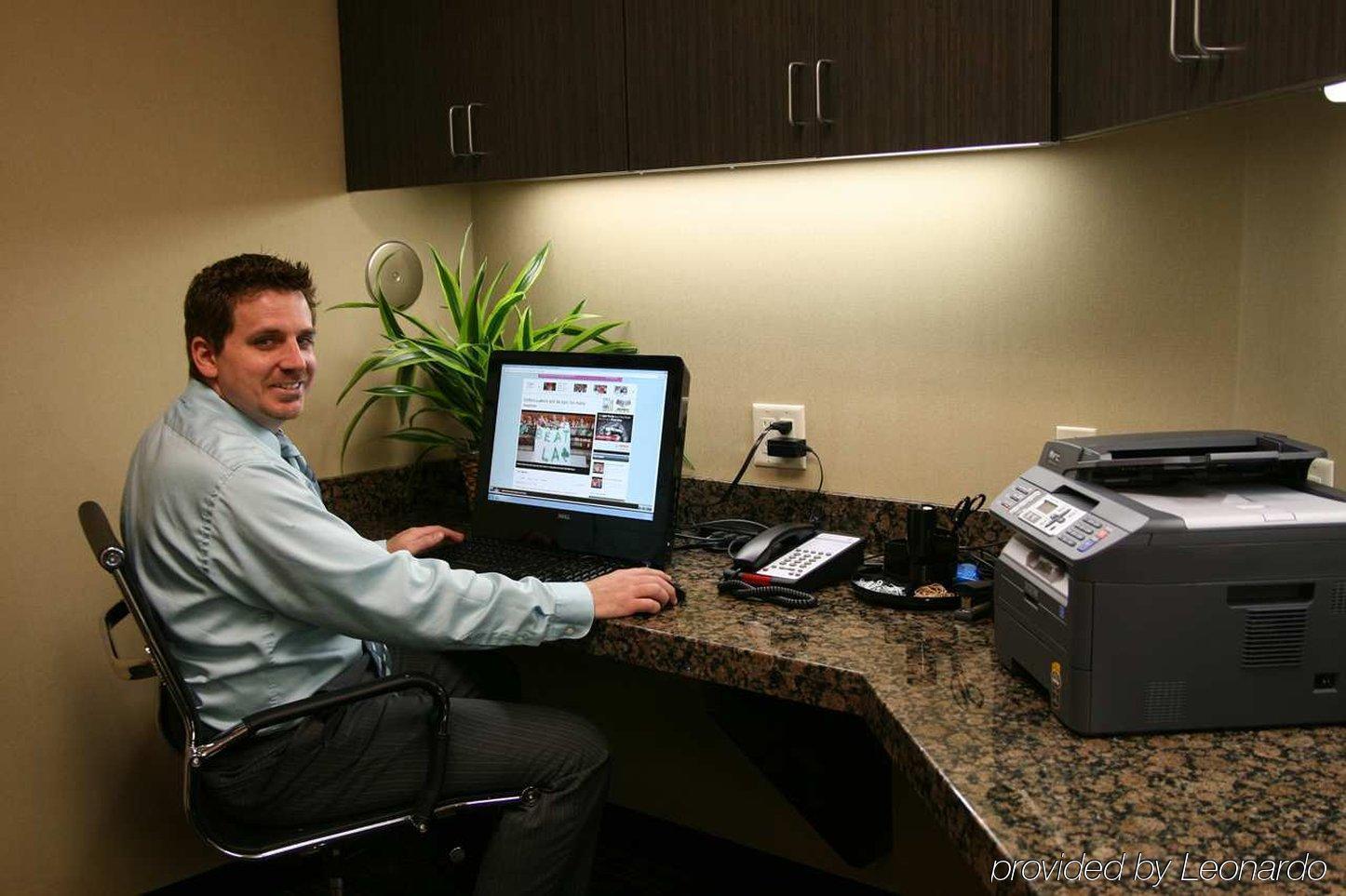 Hampton Inn & Suites Tulsa/Tulsa Hills Зручності фото